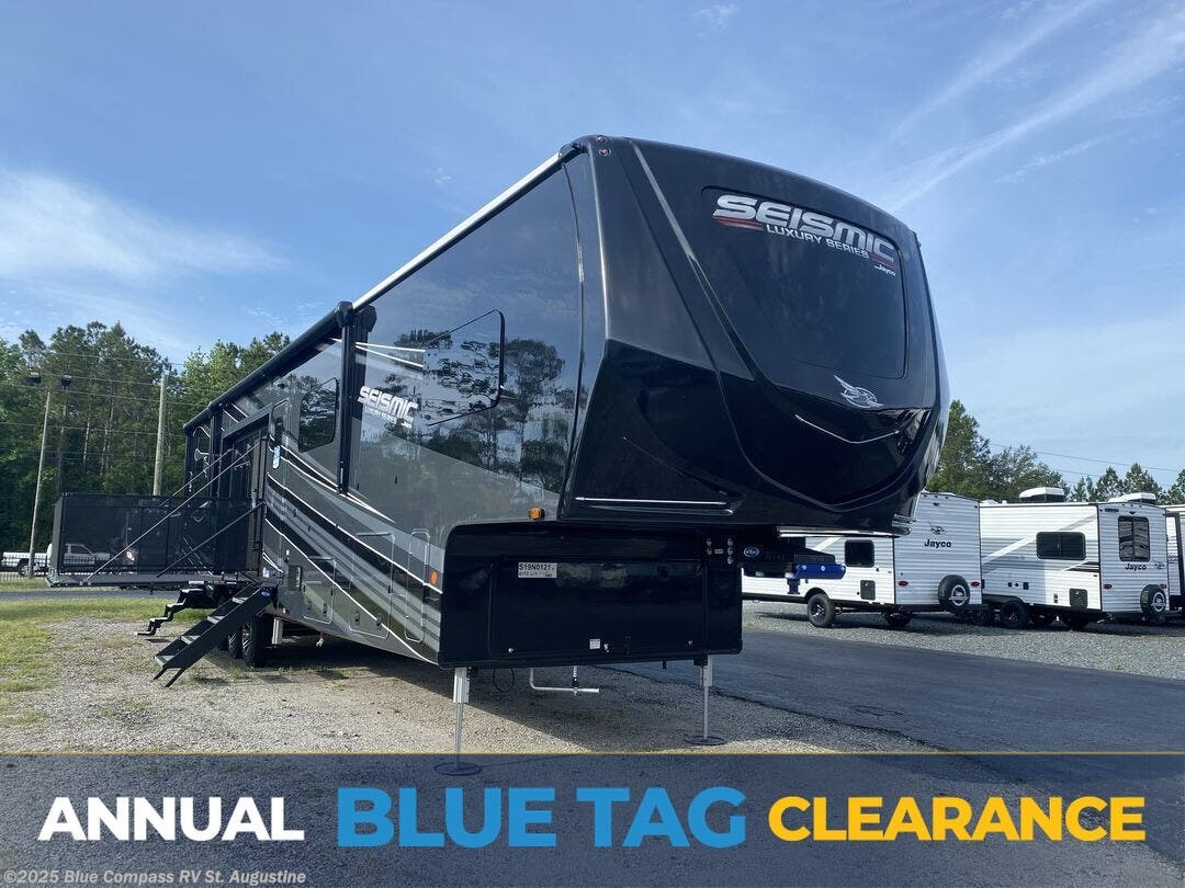 New 2025 Jayco Seismic Luxury Series 4113 available in St. Augustine, Florida