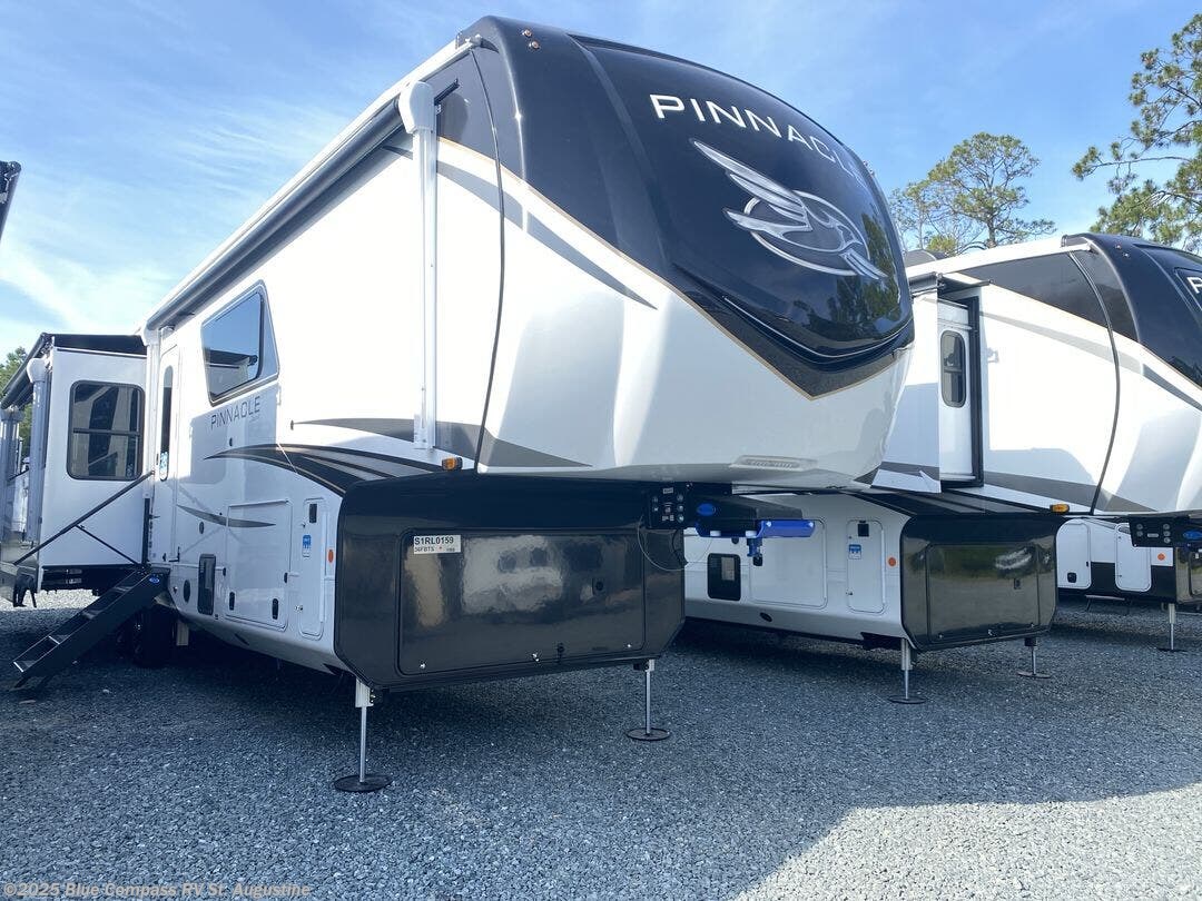 New 2025 Jayco Pinnacle 36FBTS available in St. Augustine, Florida