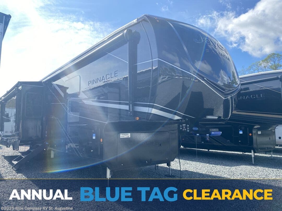 New 2026 Jayco Pinnacle 38FBRK available in St. Augustine, Florida