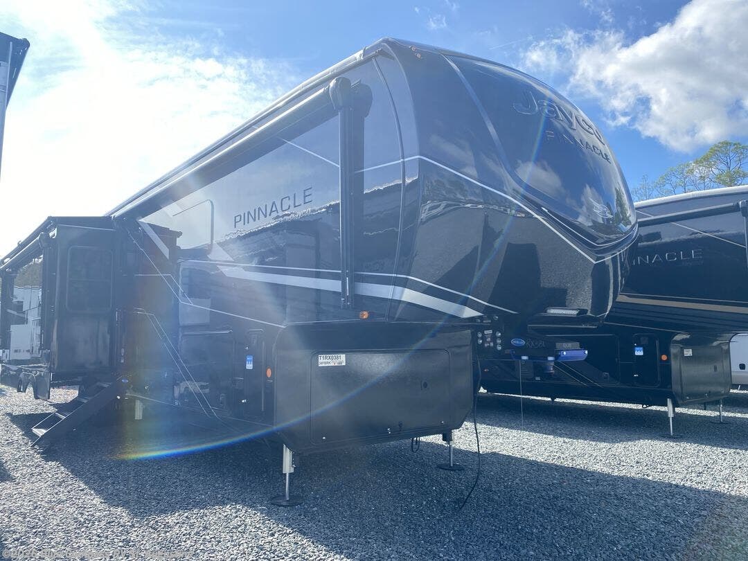 New 2026 Jayco Pinnacle 38FBRK available in St. Augustine, Florida