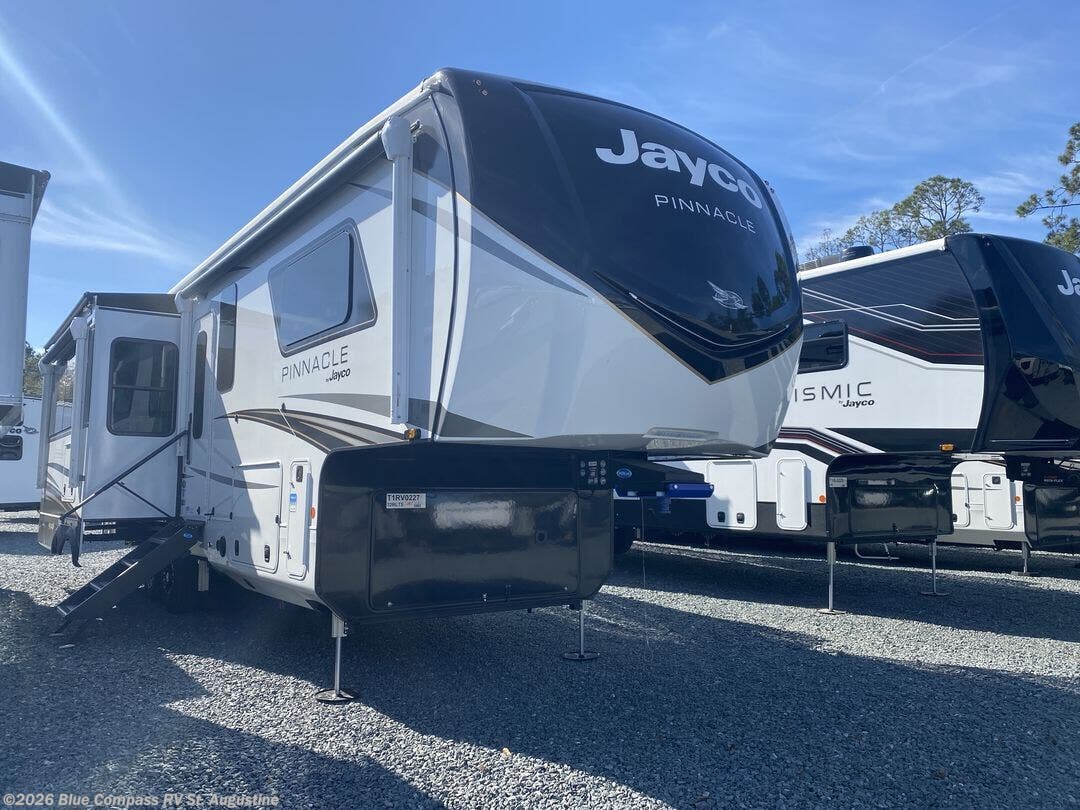 New 2026 Jayco Pinnacle 32RLTS available in St. Augustine, Florida