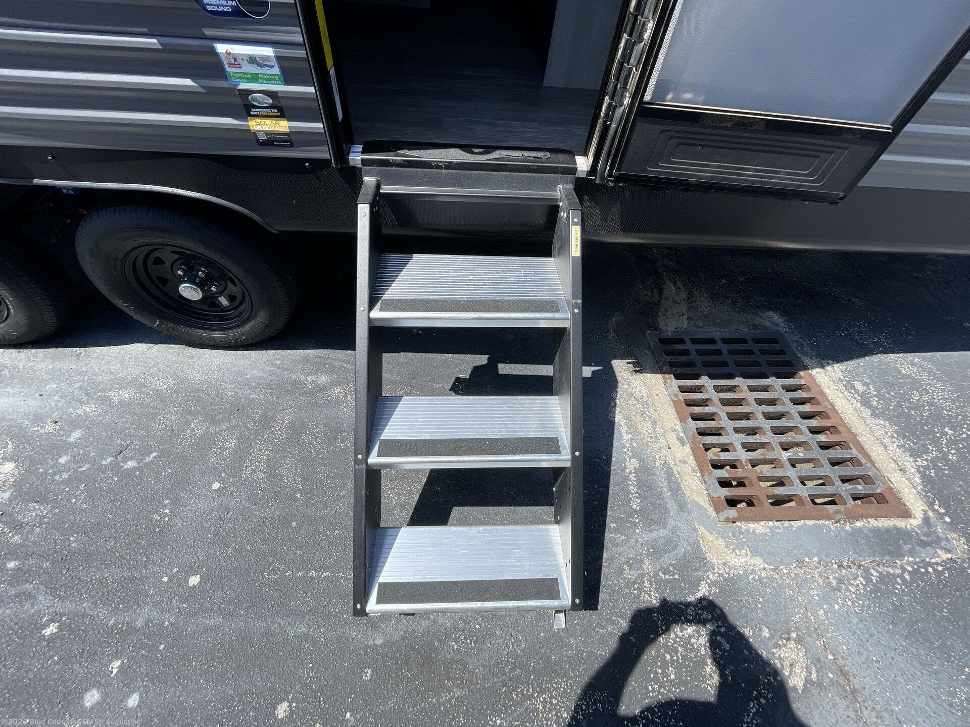 New 2025 Forest River Aurora Light 26BH available in St. Augustine, Florida