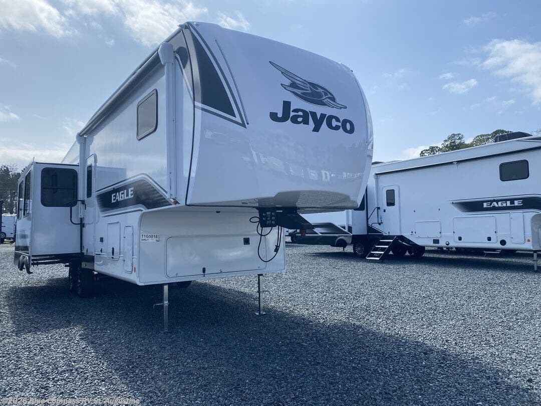 New 2026 Jayco Eagle SLE 30RLT available in St. Augustine, Florida