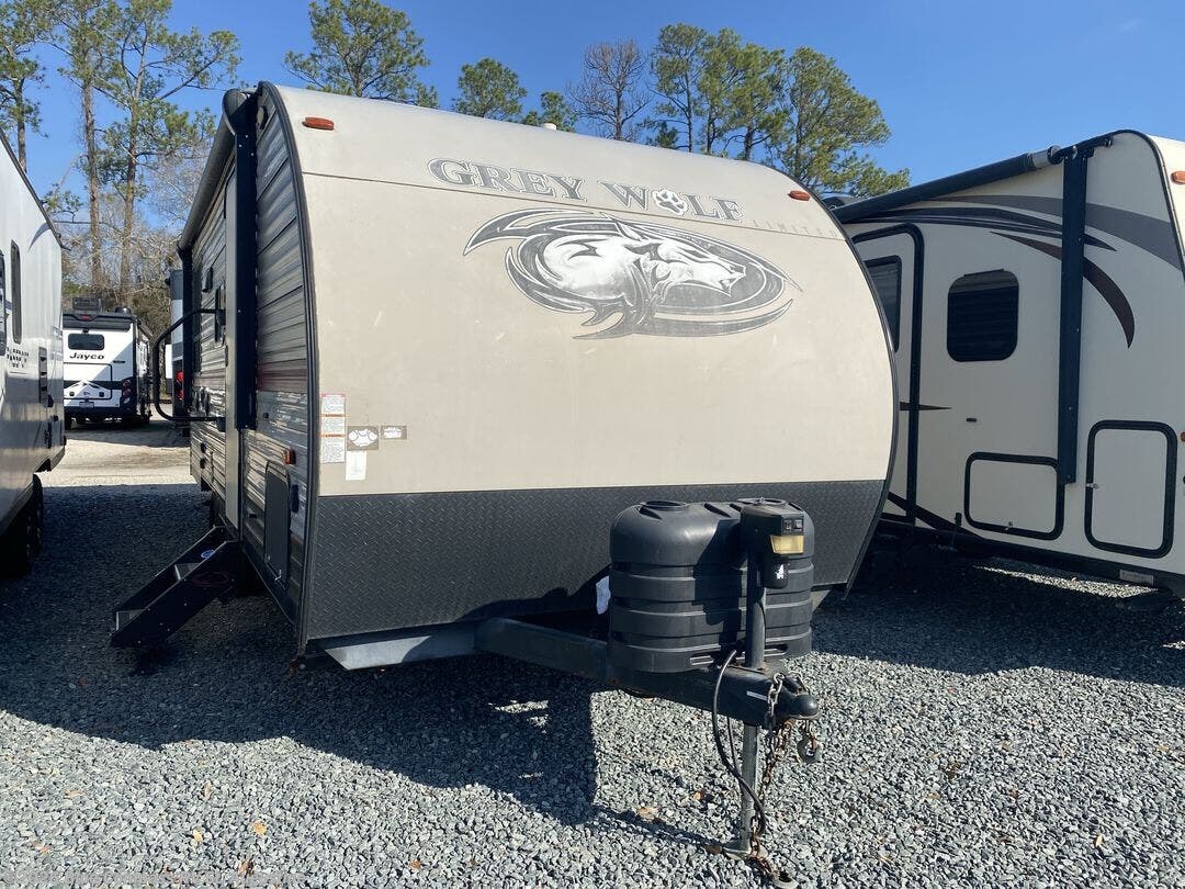 Used 2018 Forest River Cherokee Grey Wolf 19SM available in St. Augustine, Florida