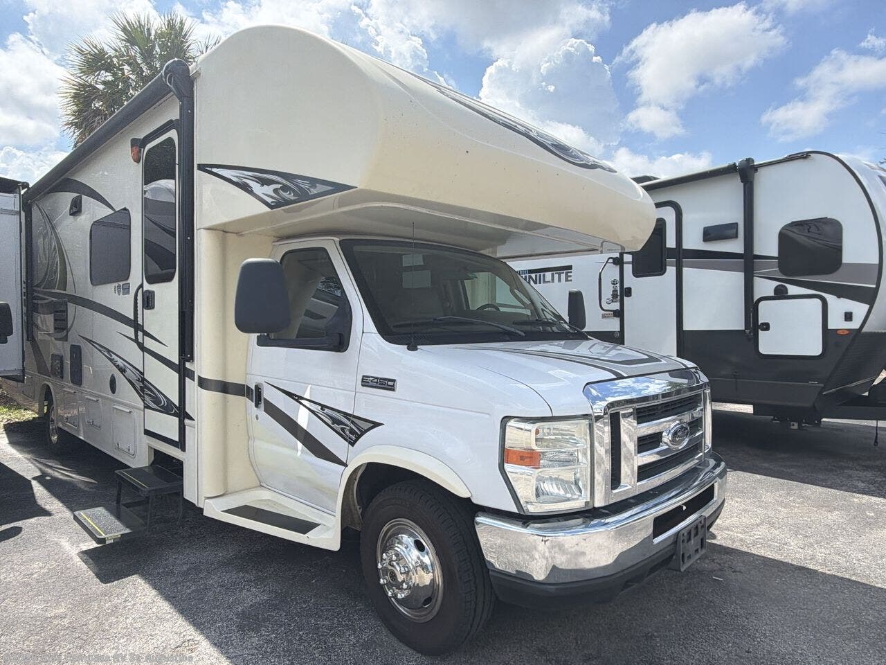 Used 2017 Miscellaneous  Unknown Unknown 29V available in St. Augustine, Florida
