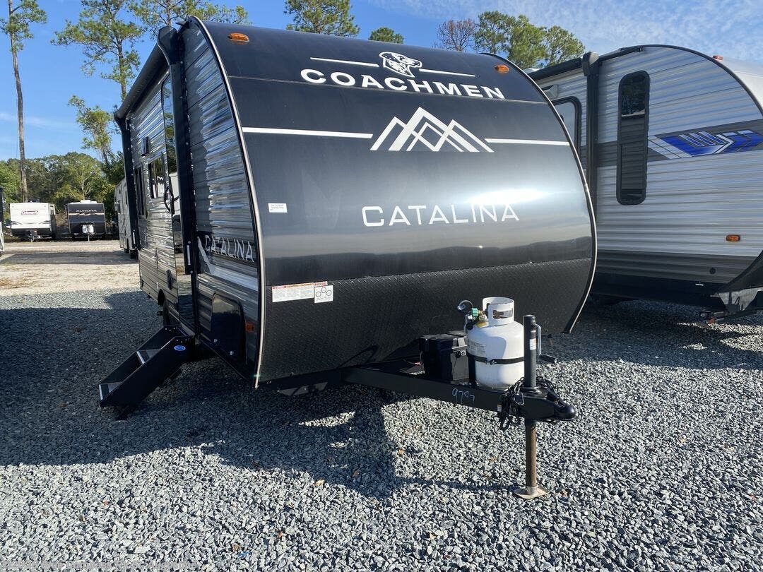 2025 Coachmen Catalina Summit Series 7 154RBX