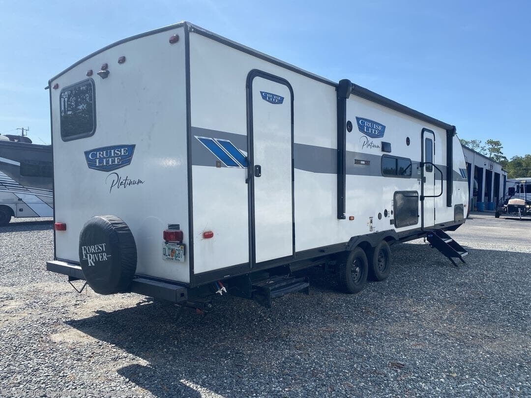 Used 2023 Forest River Salem Cruise Lite 263BHXL available in St. Augustine, Florida