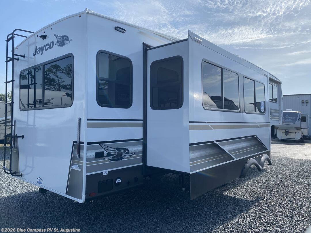 New 2027 Jayco Eagle 29RLC available in St. Augustine, Florida