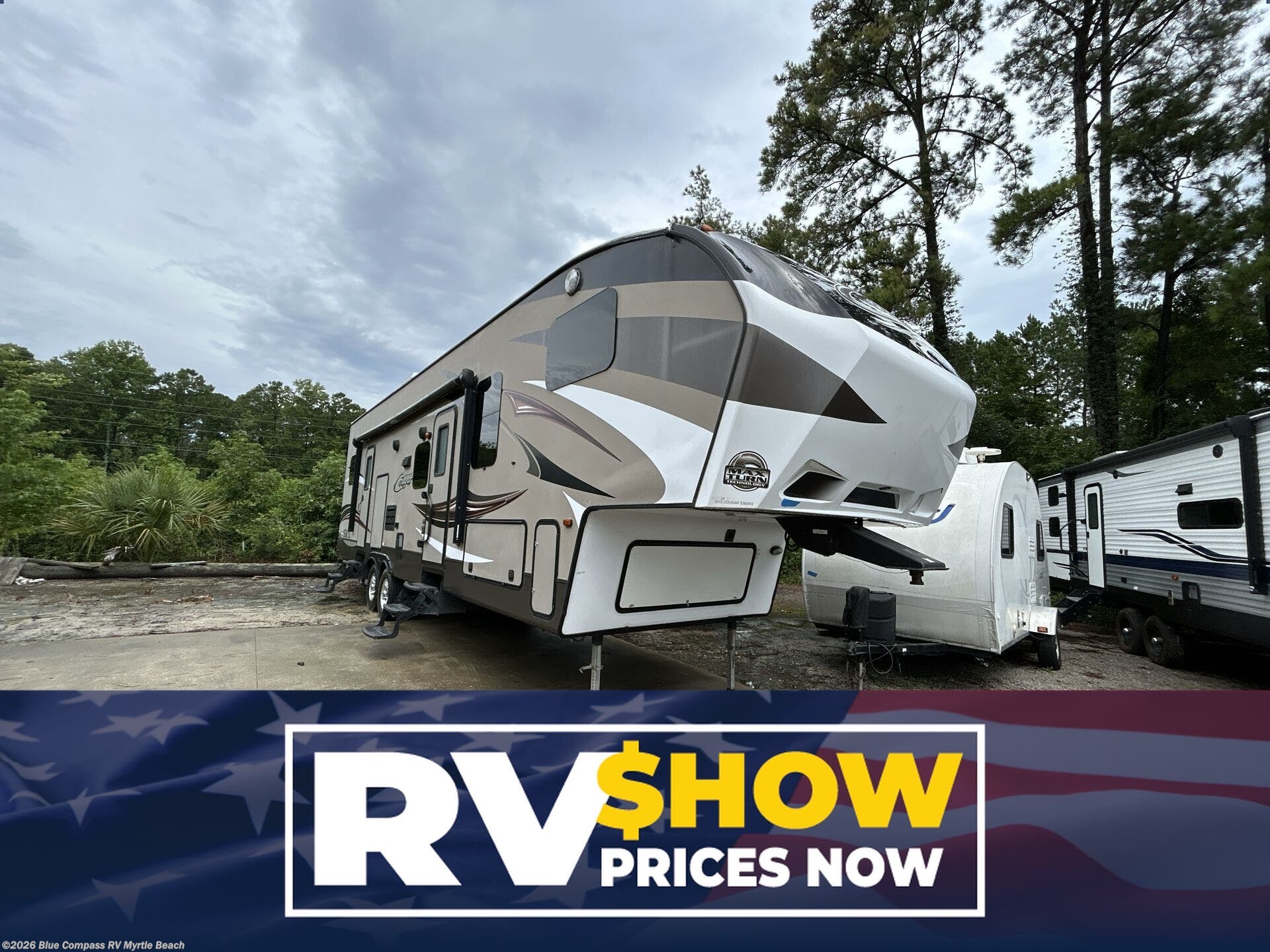 Used 2015  Keystone Cougar 326SRX by Keystone from Blue Compass RV Myrtle Beach in Myrtle Beach, SC
