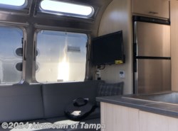 New 2024 Airstream Flying Cloud 27FB QUEEN available in Dover, Florida