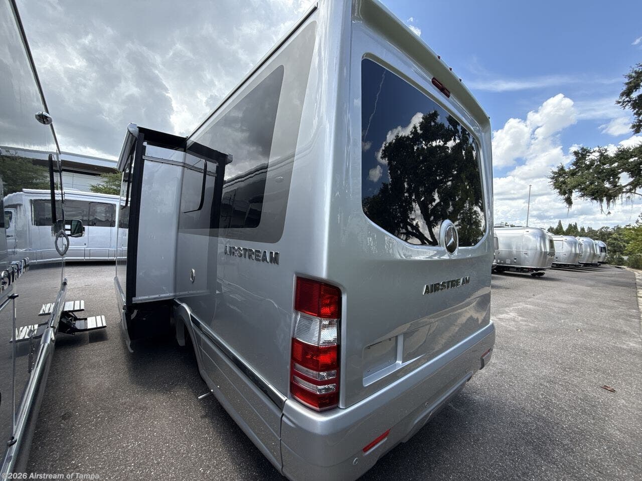 New 2025 Airstream Atlas Murphy Suite available in Dover, Florida
