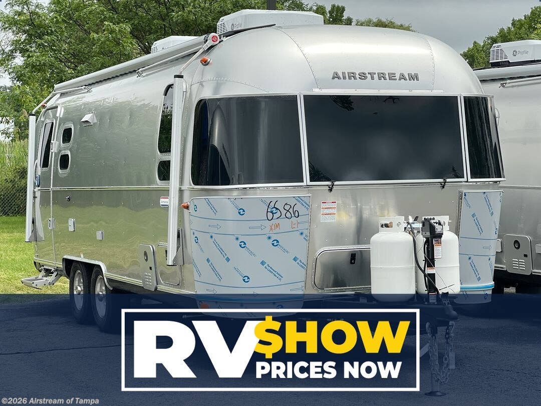 New 2025 Airstream International 25FB Twin available in Dover, Florida