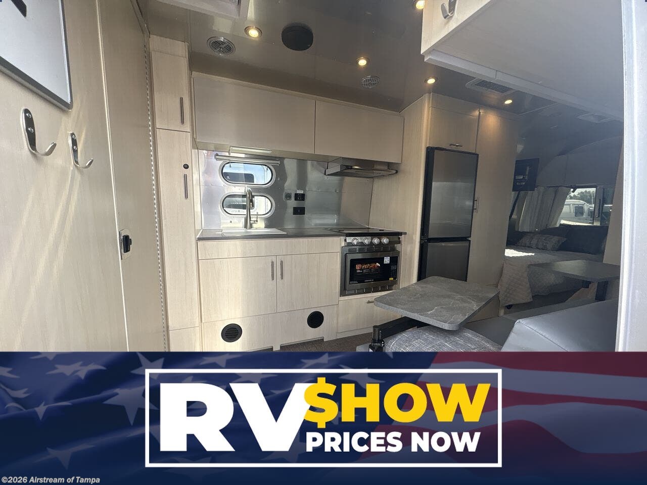 New 2026 Airstream Flying Cloud 23FB Twin available in Dover, Florida