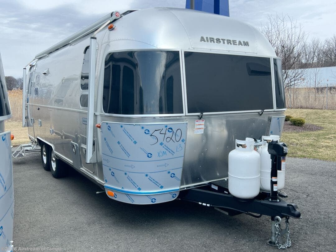 New 2025 Airstream Globetrotter 25FB-QUEEN available in Dover, Florida