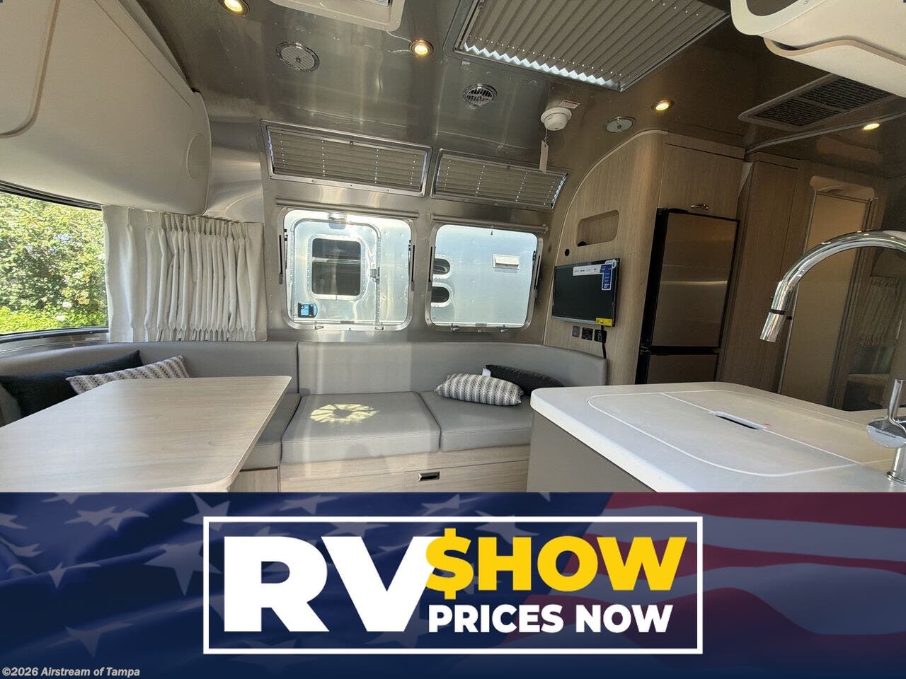 New 2026 Airstream Globetrotter 25FB available in Dover, Florida
