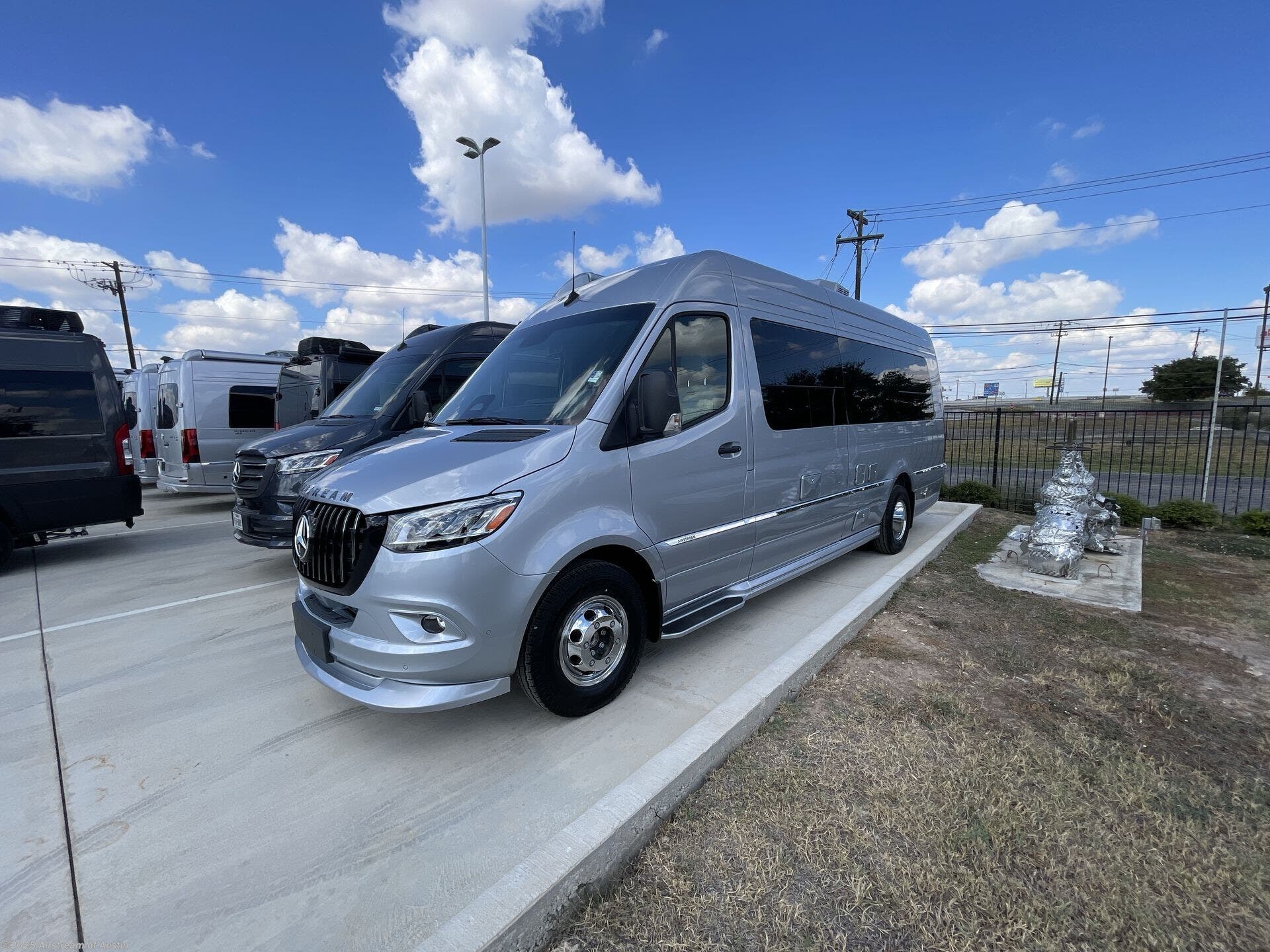 New 2026 Airstream Interstate 24GL Std. Model available in Buda, Texas