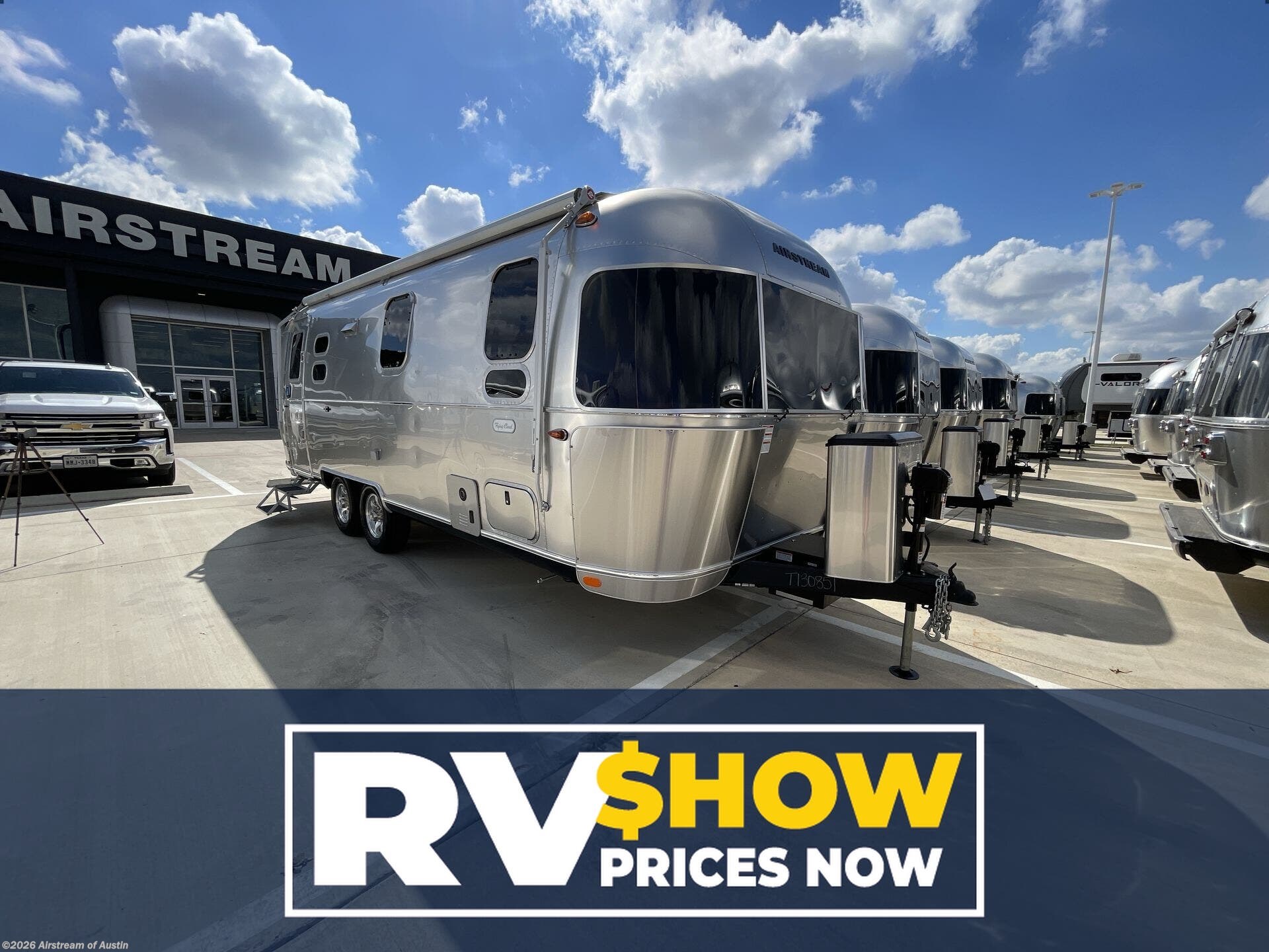 New 2026 Airstream Flying Cloud 25FB available in Buda, Texas