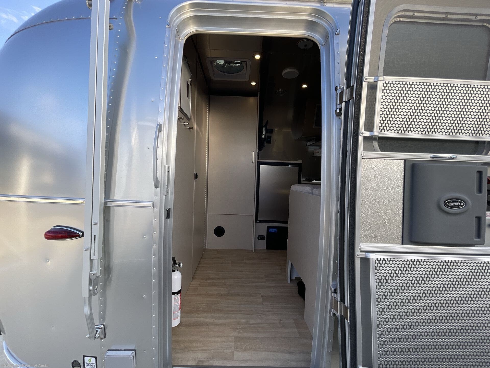 New 2026 Airstream Caravel 22FB available in Buda, Texas