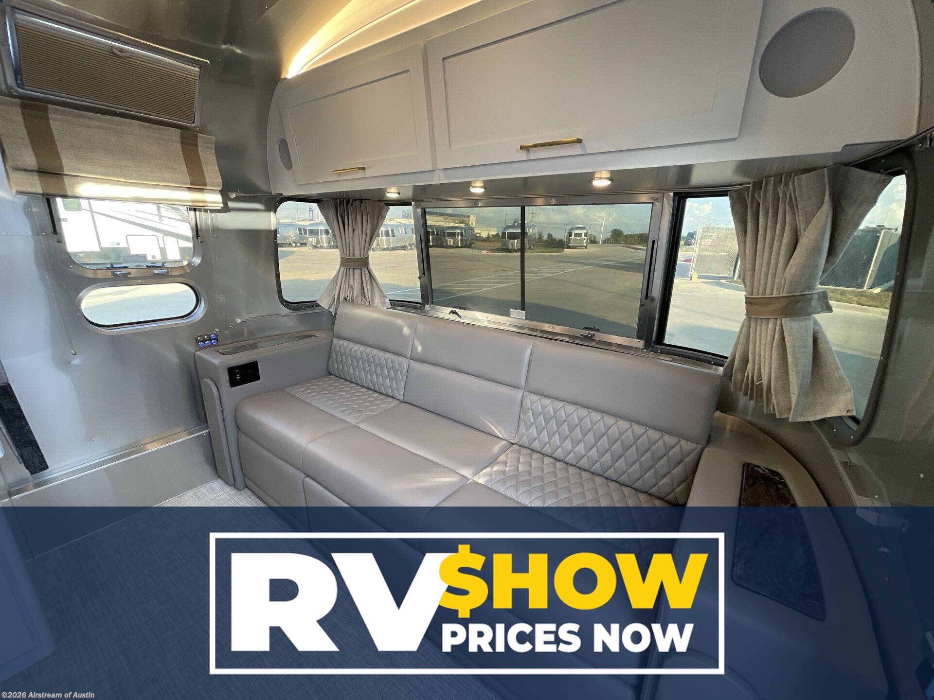 New 2026 Airstream Classic 28RB available in Buda, Texas