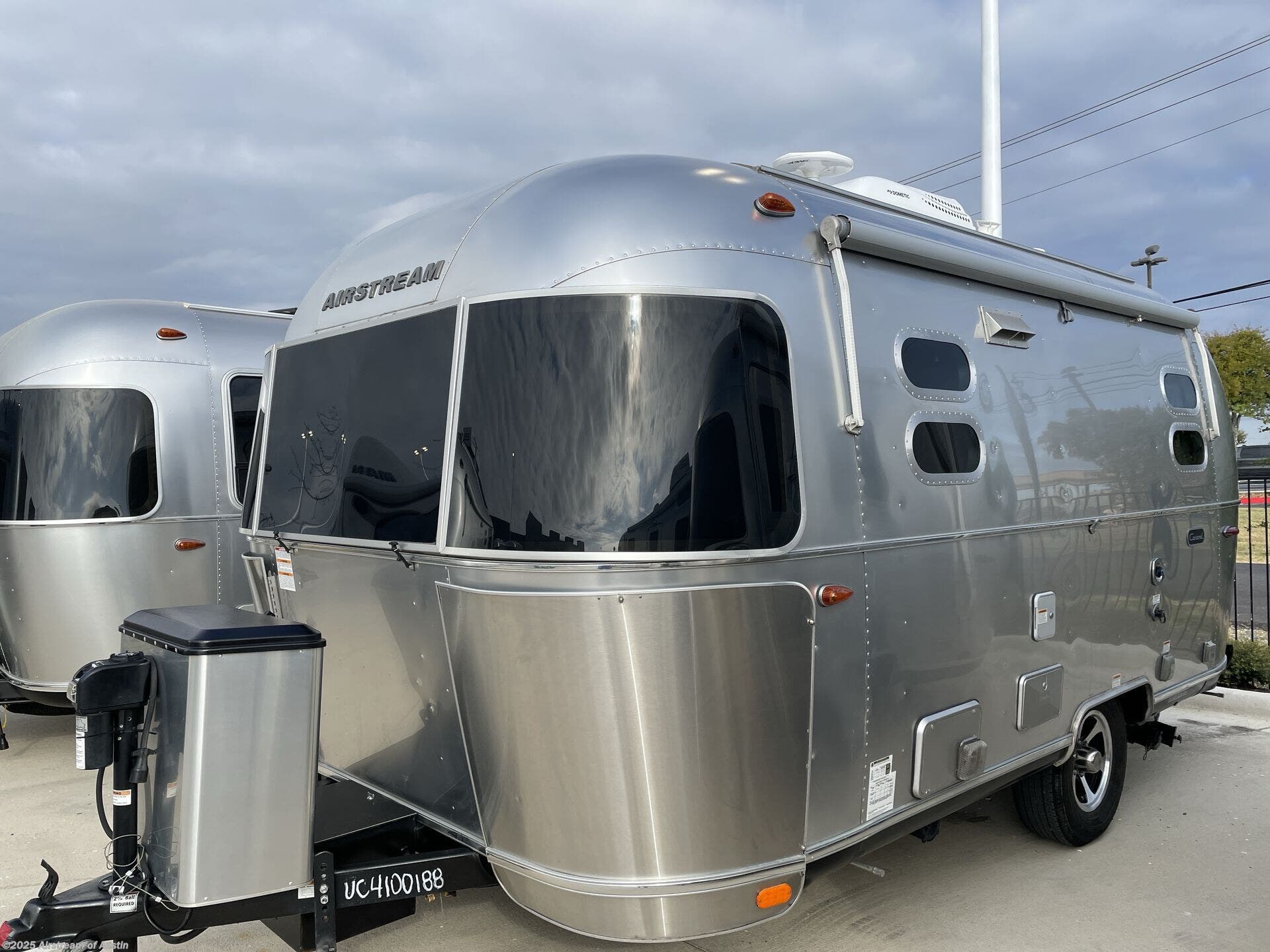 Used 2023 Airstream Caravel 19cb available in Buda, Texas
