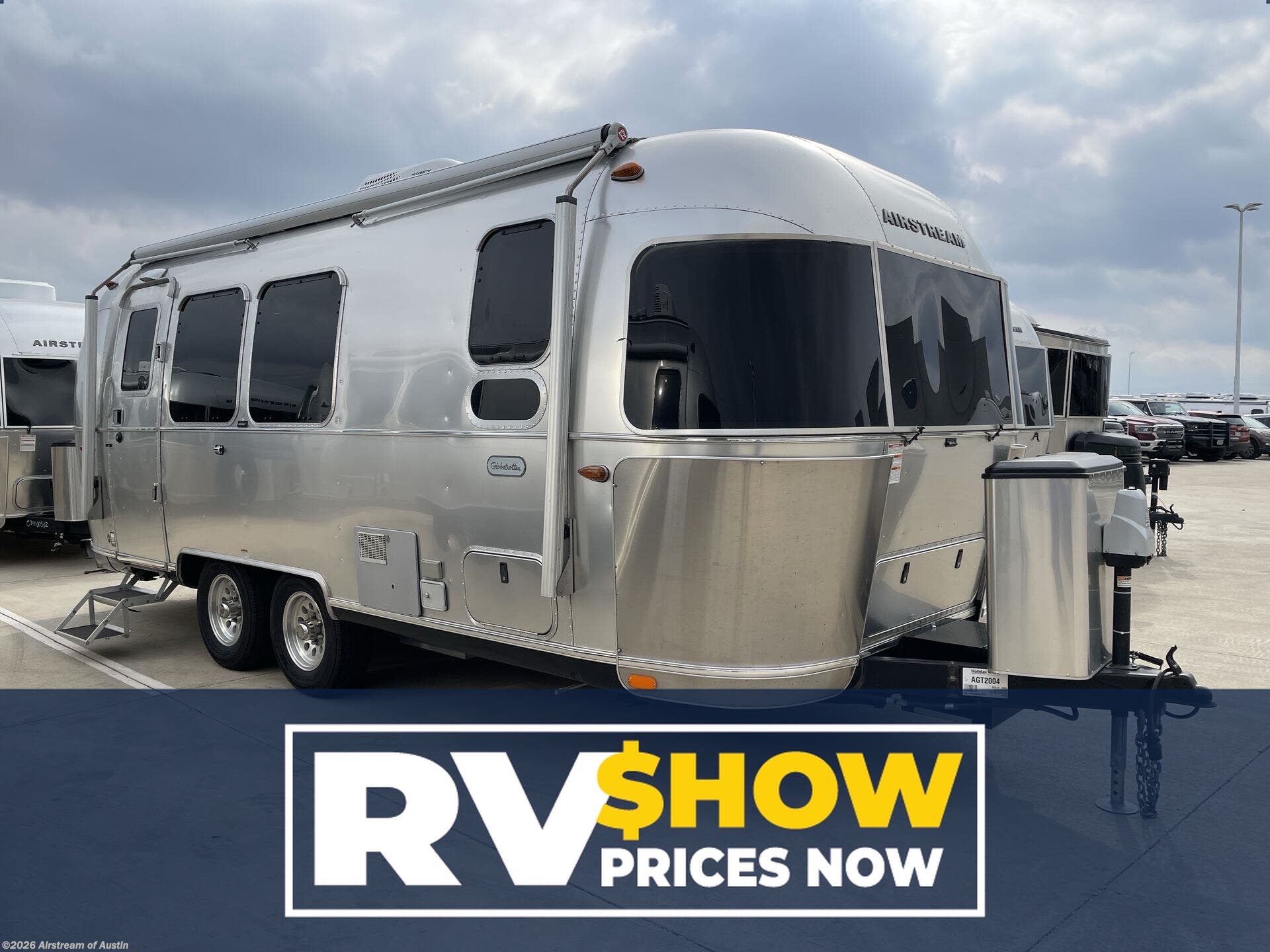Used 2020 Airstream Globetrotter 23FB Twin available in Buda, Texas