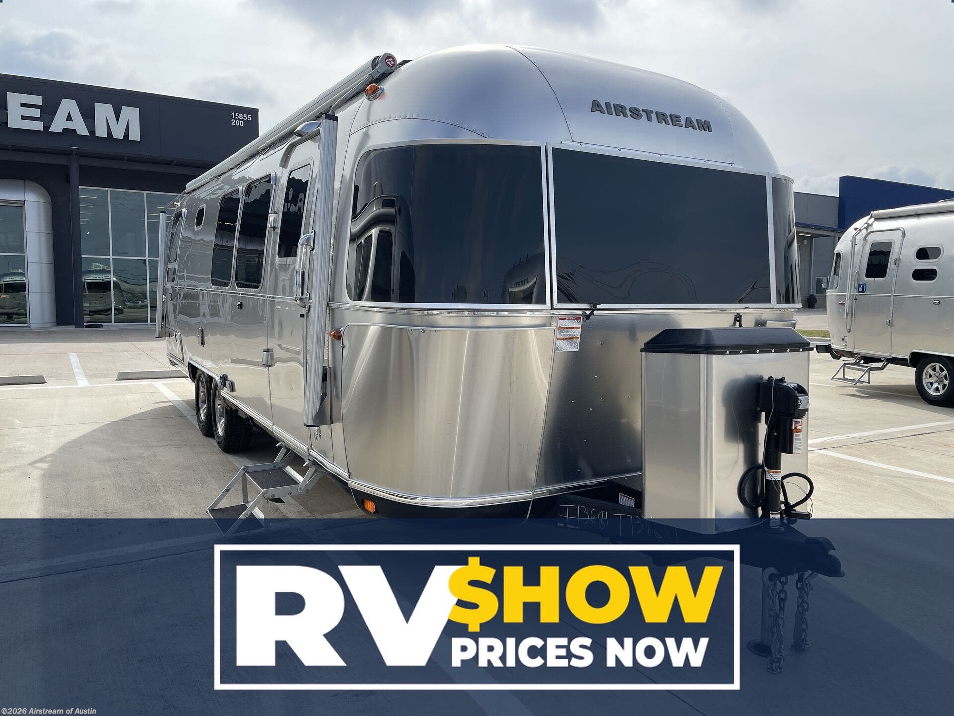 New 2026 Airstream Classic 30RB Twin available in Buda, Texas