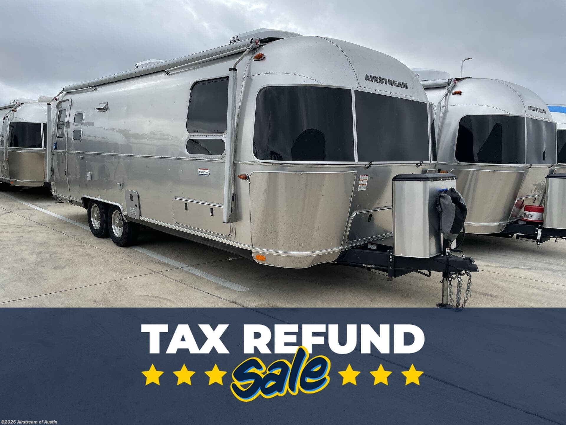 Used 2025 Airstream International 27FB Twin available in Buda, Texas