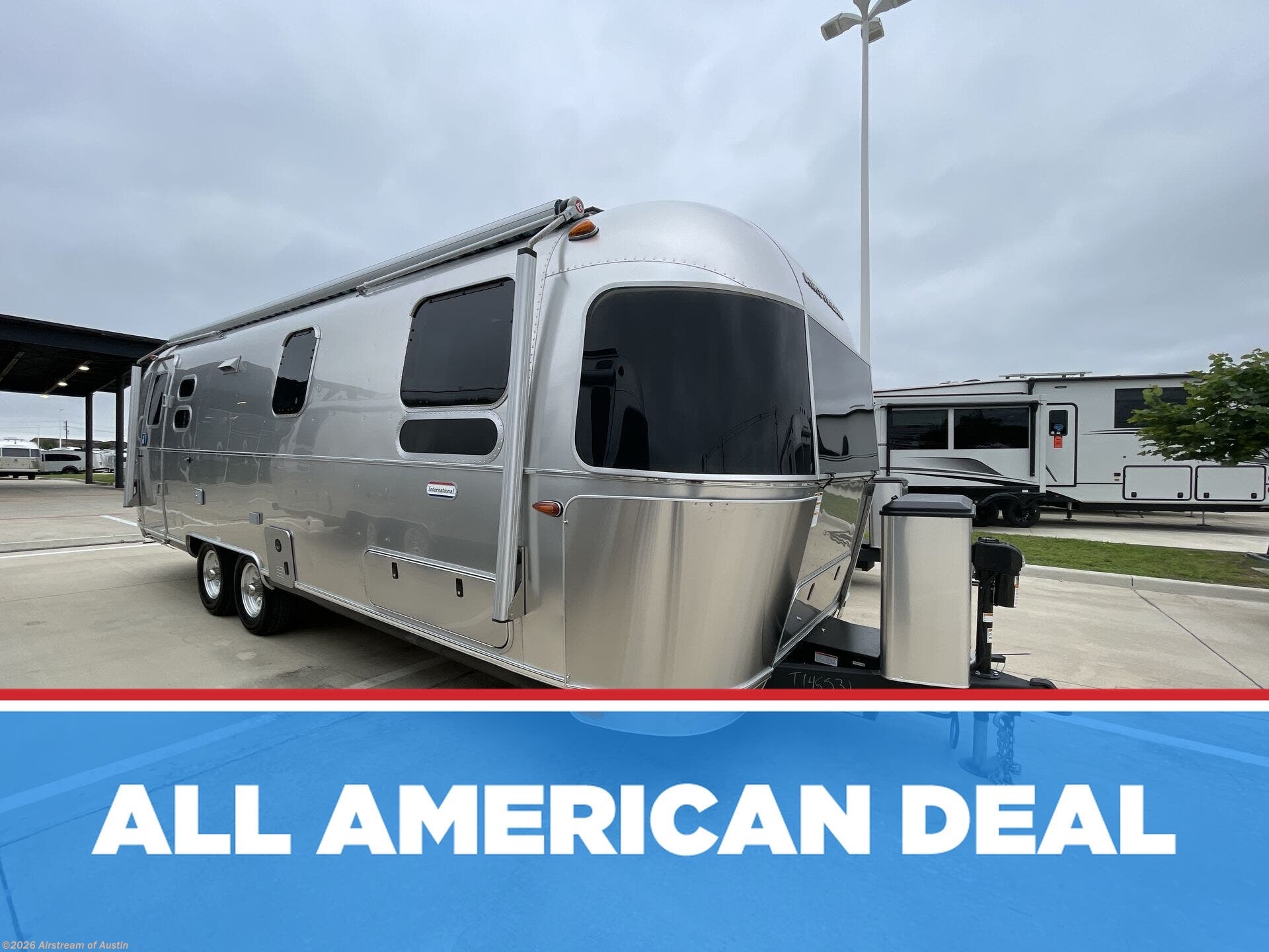 New 2026 Airstream International 27FB Twin available in Buda, Texas