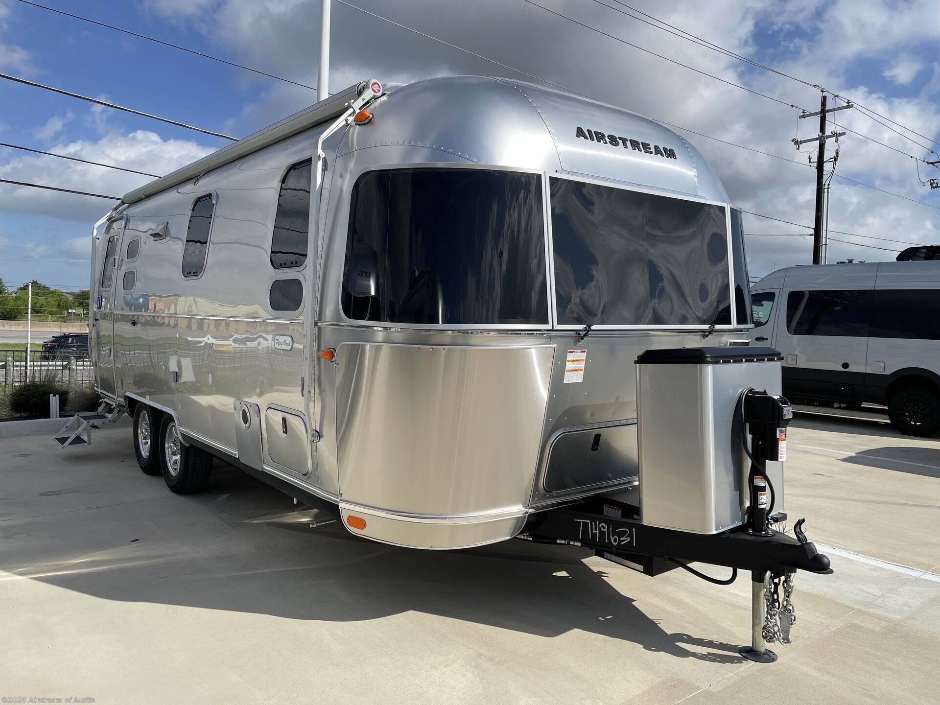 New 2027 Airstream Flying Cloud 25FB Twin available in Buda, Texas