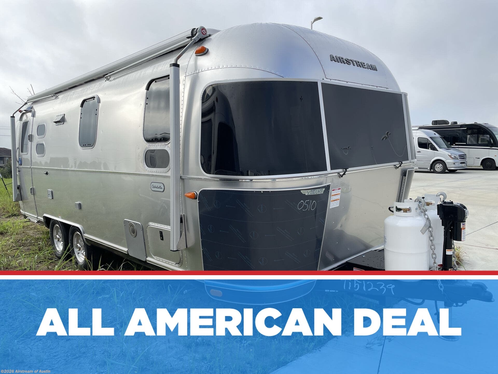 New 2027 Airstream Globetrotter 25FB available in Buda, Texas