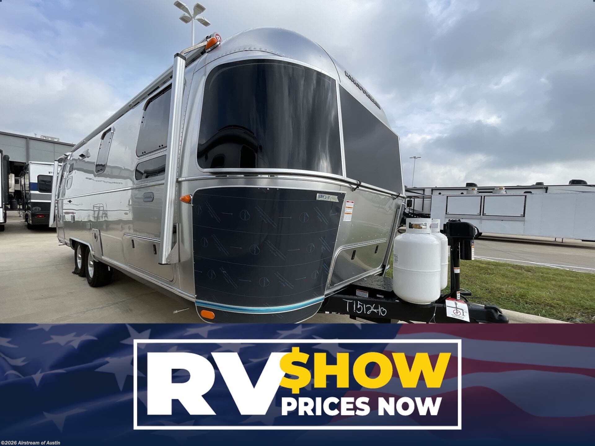 New 2027 Airstream Globetrotter 27FB Twin available in Buda, Texas