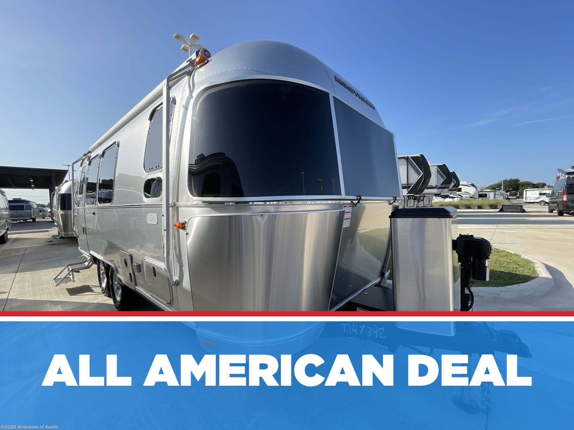 New 2026 Airstream Flying Cloud 23FBQ available in Buda, Texas