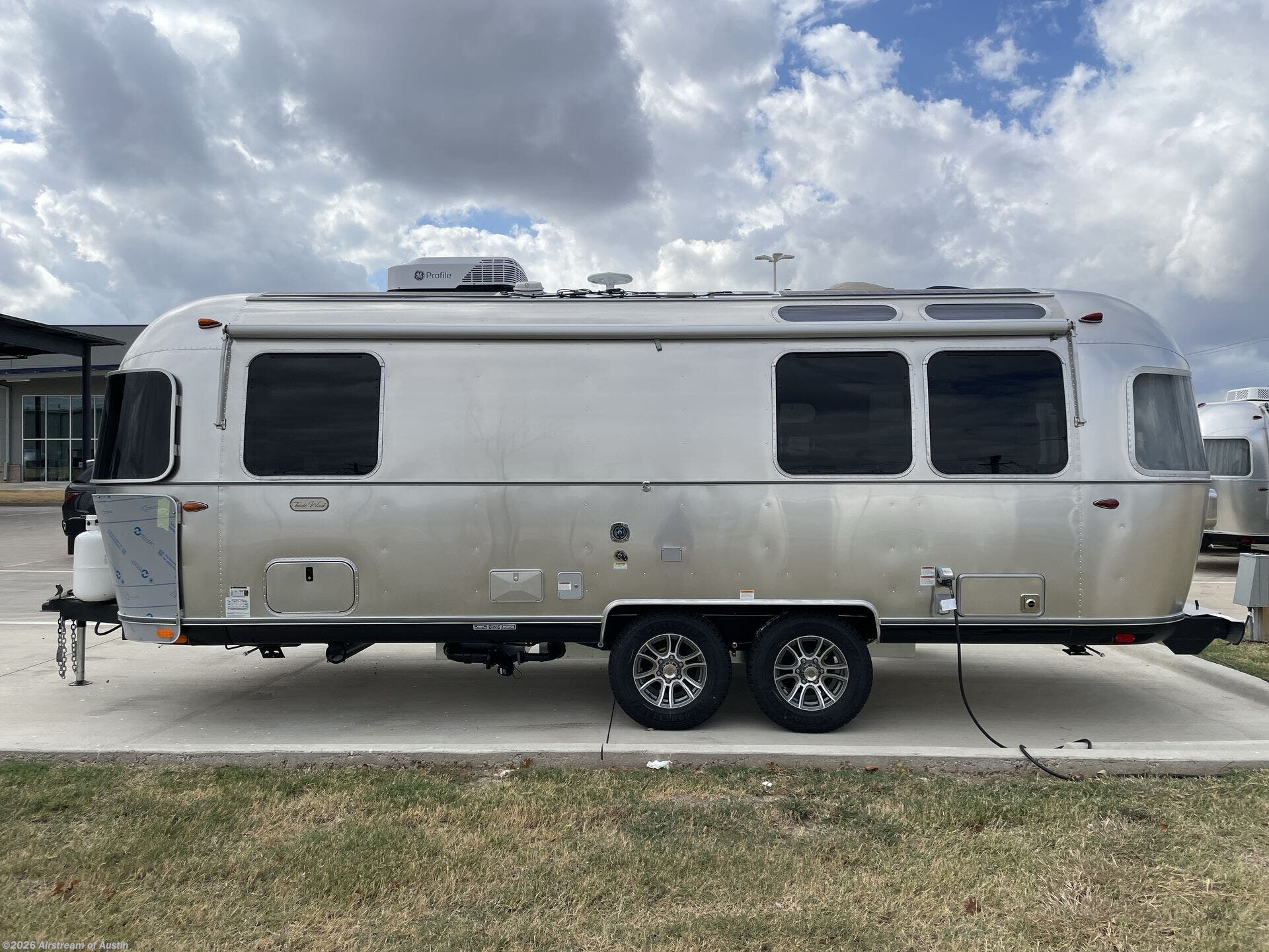 Used 2025 Airstream Trade Wind 25FB Twin available in Buda, Texas