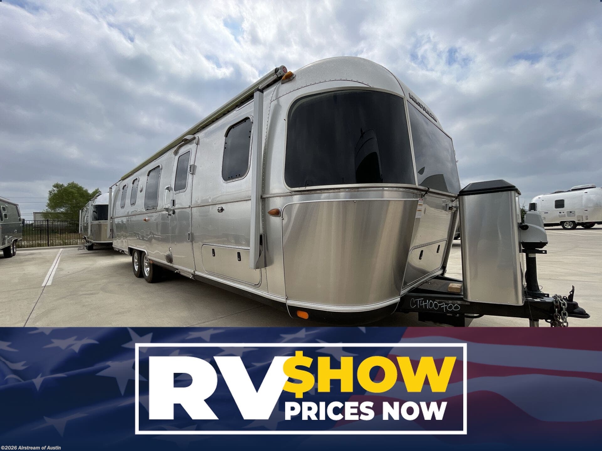 Used 2019  Airstream Classic 30RB Twin by Airstream from Airstream of Austin in Buda, TX