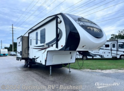 Used 2017 Heartland Sundance 2880RLT available in Bushnell, Florida