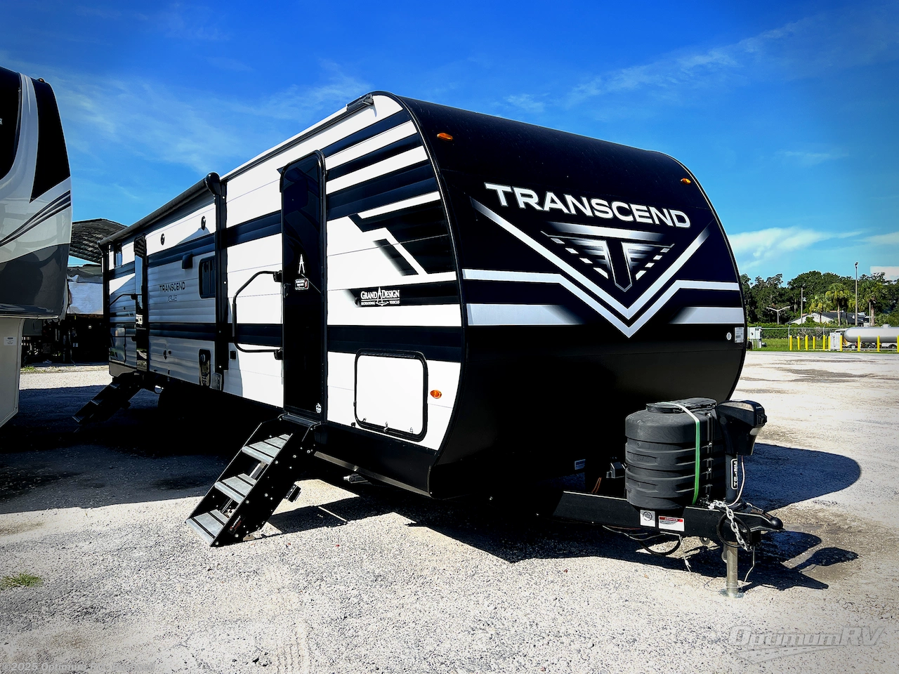Used 2024 Grand Design Transcend Xplor 321BH available in Bushnell, Florida