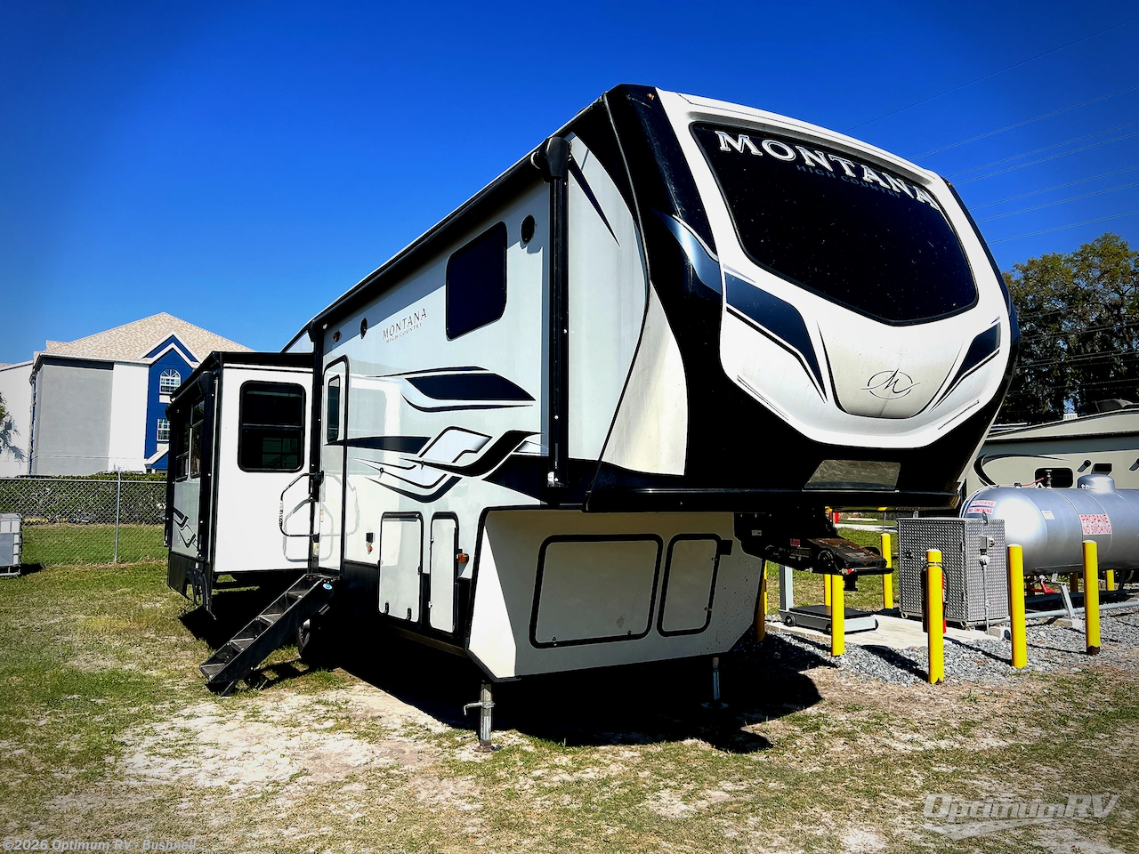 Used 2022 Keystone Montana High Country 295RL available in Bushnell, Florida