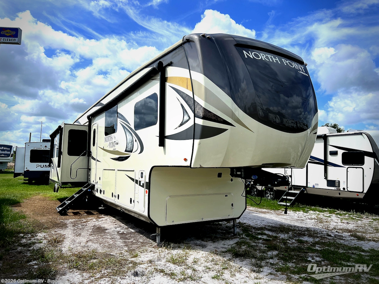 Used 2019 Jayco North Point 377RLBH available in Bushnell, Florida
