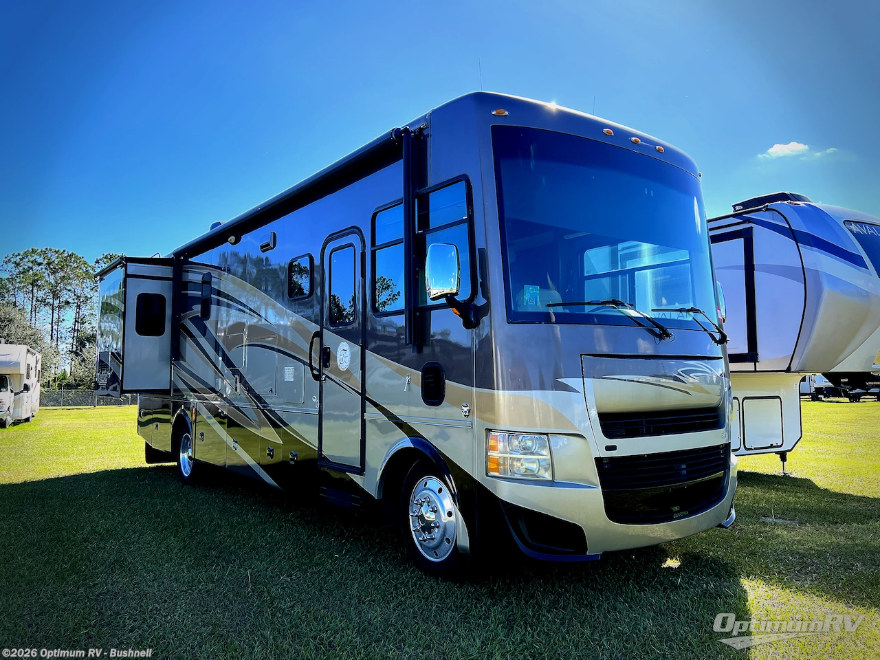 Used 2014 Tiffin Open Road Allegro 31SA available in Bushnell, Florida