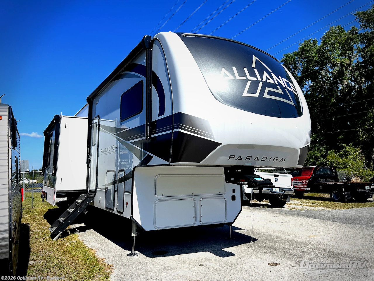 Used 2024 Skyline Alliance Paradigm 395DS available in Bushnell, Florida