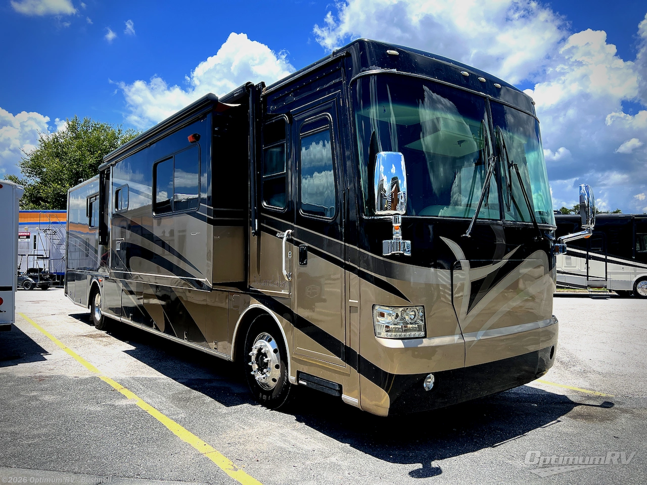 Used 2004 Thor  Mandalay 40D available in Bushnell, Florida