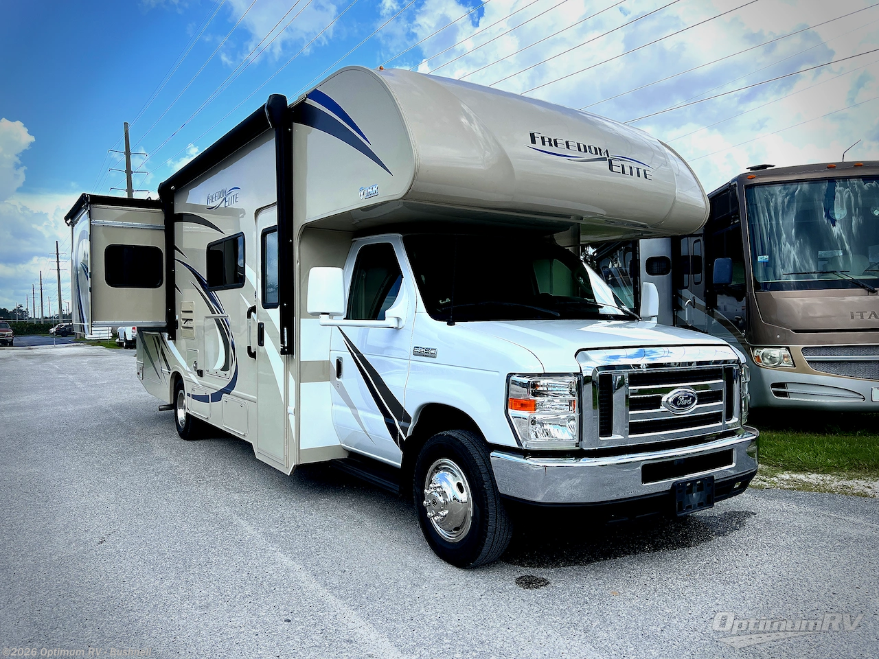 Used 2019 Thor  FREEDOM ELITE 28FE available in Bushnell, Florida