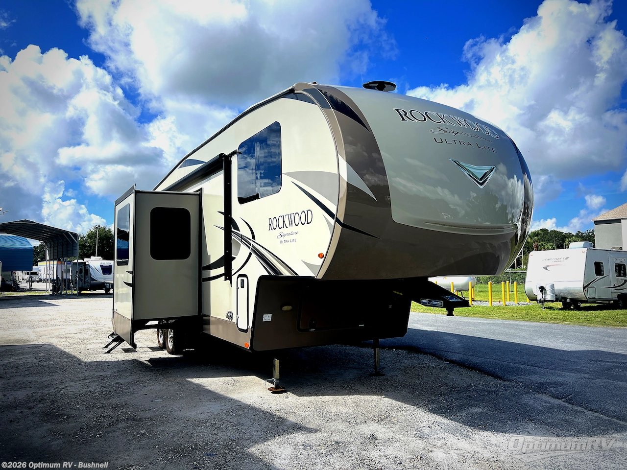 Used 2018 Forest River Rockwood Signature Ultra Lite 8297S available in Bushnell, Florida