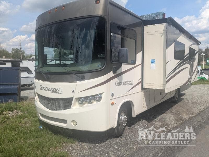 Used 2016 Forest River Georgetown 335DS available in Adamsburg, Pennsylvania