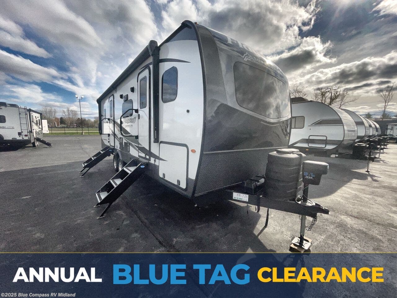 New 2025 Forest River Flagstaff Super Lite 26BHW available in Midland, Michigan