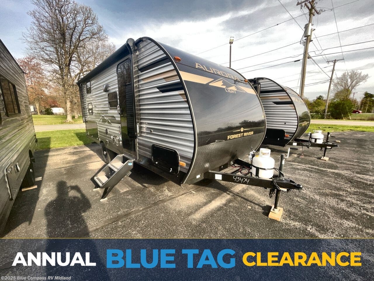 New 2025 Forest River Aurora Light 18BHS available in Midland, Michigan