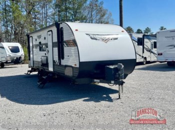 Used 2022 Forest River Wildwood X-Lite 240BHXL available in Attalla, Alabama
