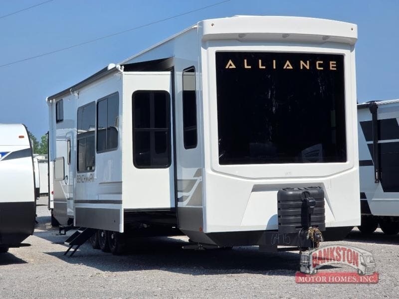 New 2025 Alliance RV Benchmark 42LFT available in Attalla, Alabama