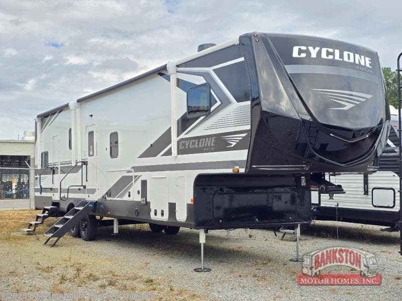 New 2026 Heartland Cyclone 3511 available in Attalla, Alabama