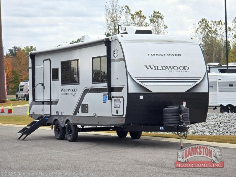 New 2026 Forest River Wildwood Heritage Glen Hyper-Lyte 24RBHL available in Attalla, Alabama